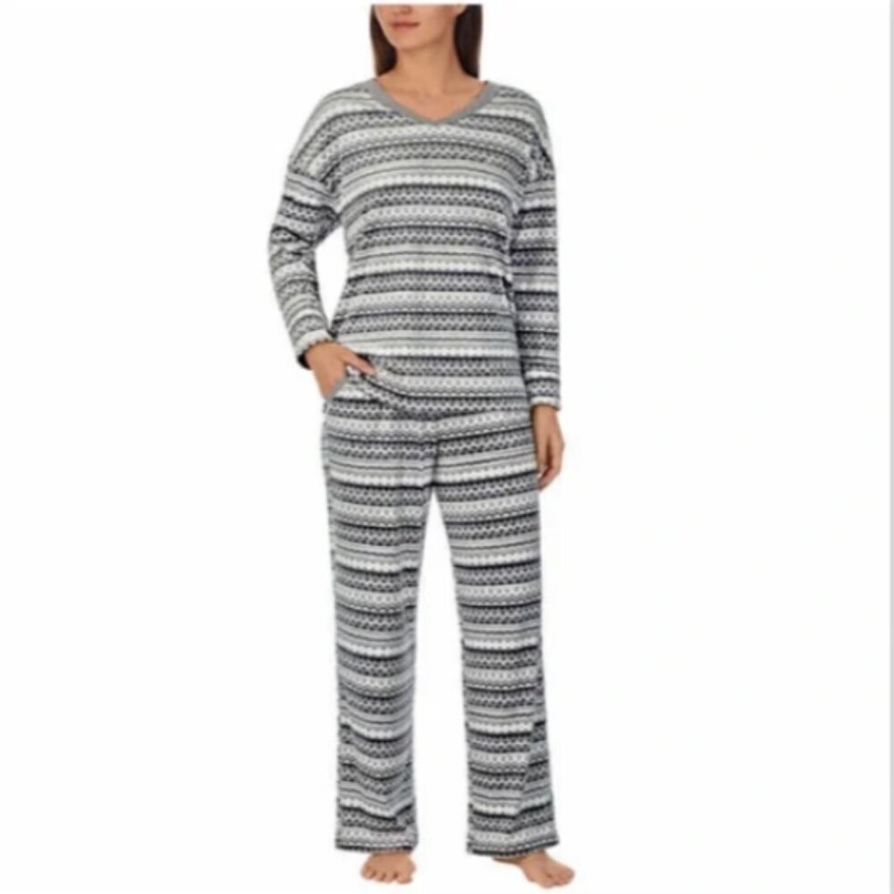 Nautica Ladies 2-piece Soft‎ Fleece Pajamas Set, Gray Fair-Isle XS #340M
